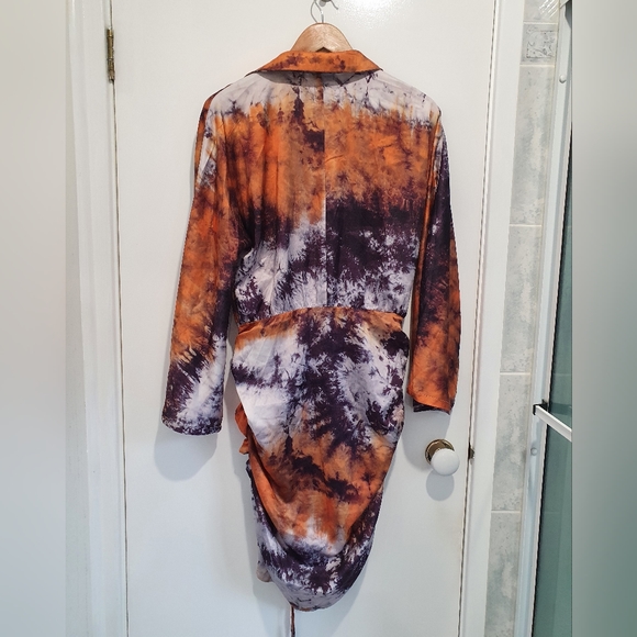 PrettyLittleThing dress with drawstring side ruching size US 8 (AUS 12 equiv) - Picture 7 of 8